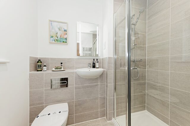 5 - Shellstock en suite